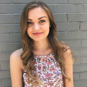 Meet your Posher, Abigail